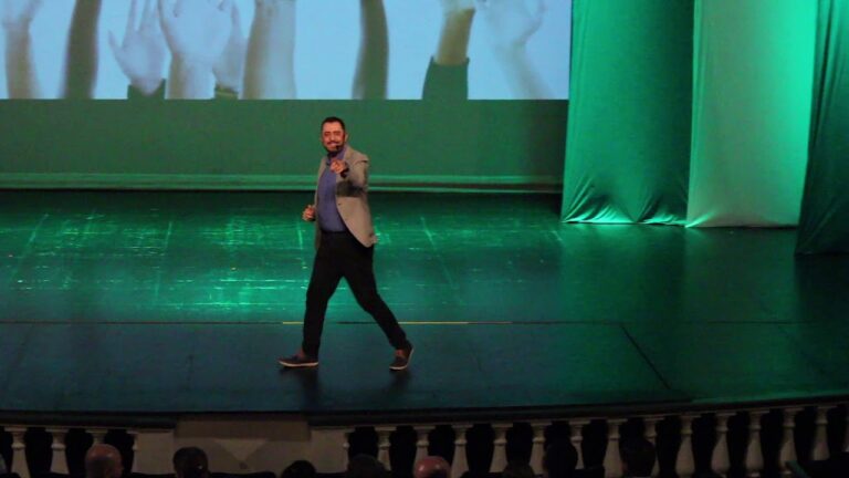 Estrategias Efectivas para Crear Relaciones Profesionales en Ferias de Networking